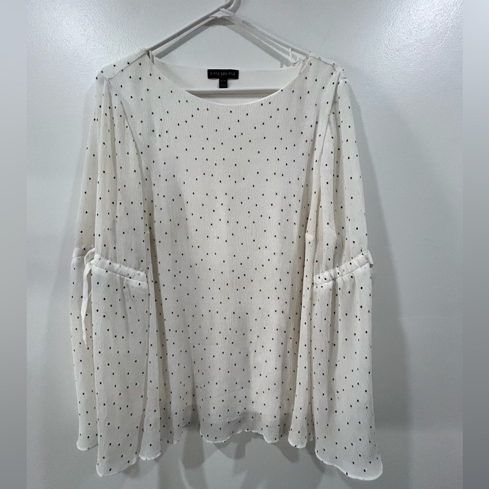 Lane Bryant Size 18/20 Blouse‎ Top White With Black Dots Lightweight Shirt.